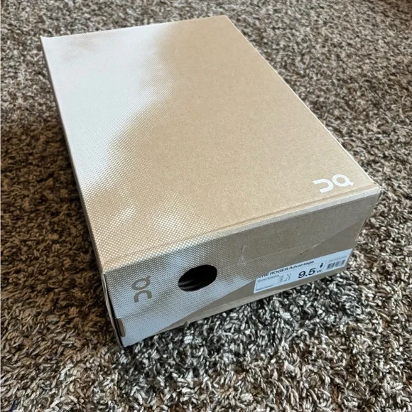 Brand New On Cloud Women's Roger Advantage Shoes Size 9.5 MSRP $160 - Picture 8 of 9